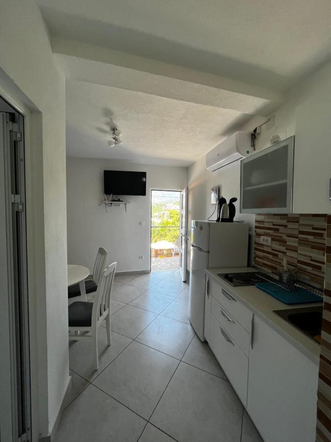 Apartments Apartmani Bojana 우체하 외부 사진